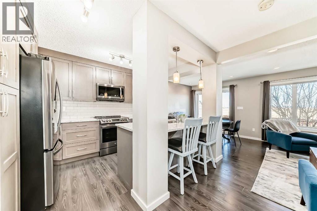 803, 2400 Ravenswood View SE