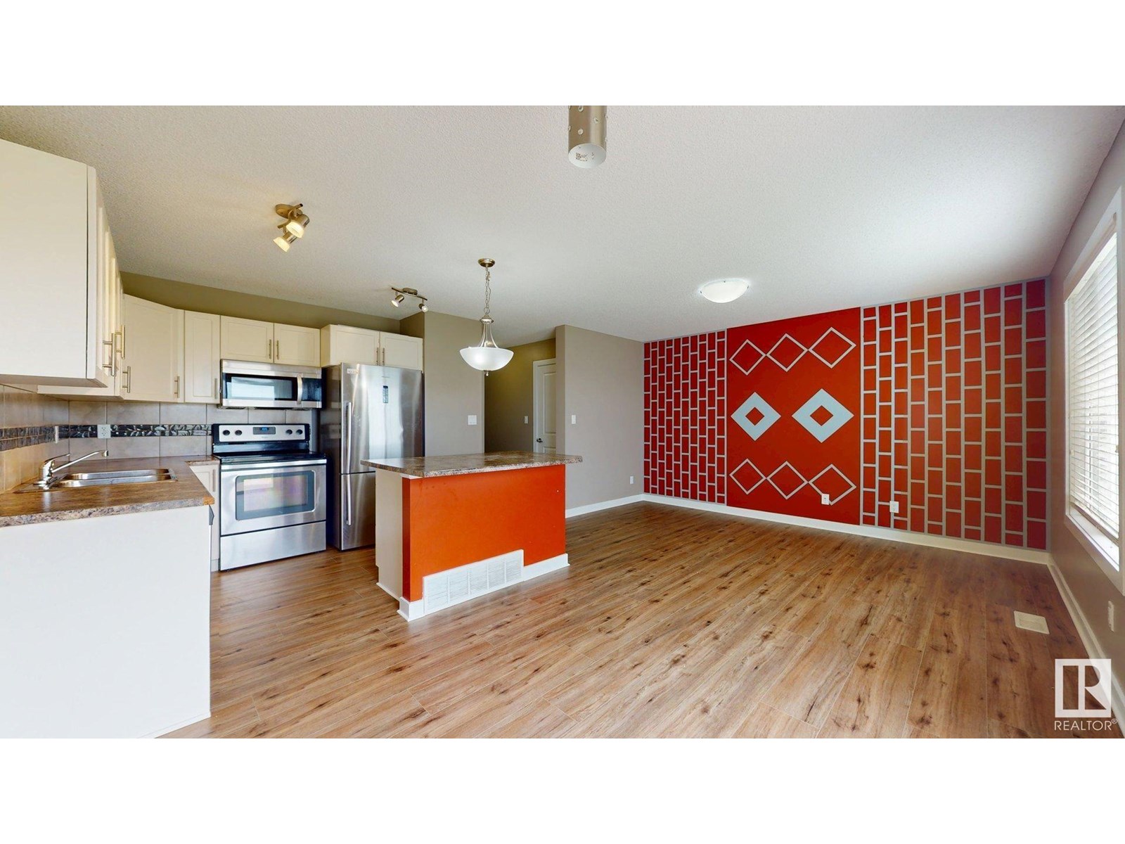 103 51 ST SW