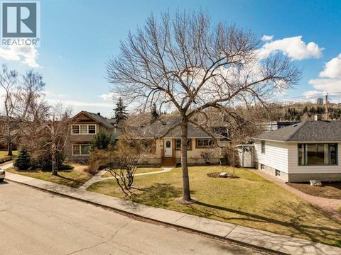 2719 1 Avenue NW Calgary AB T2N0C7