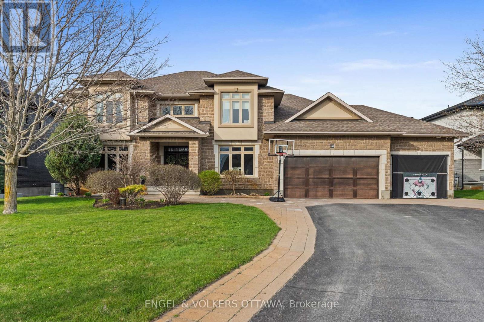 450 LOCKMASTER CRESCENT