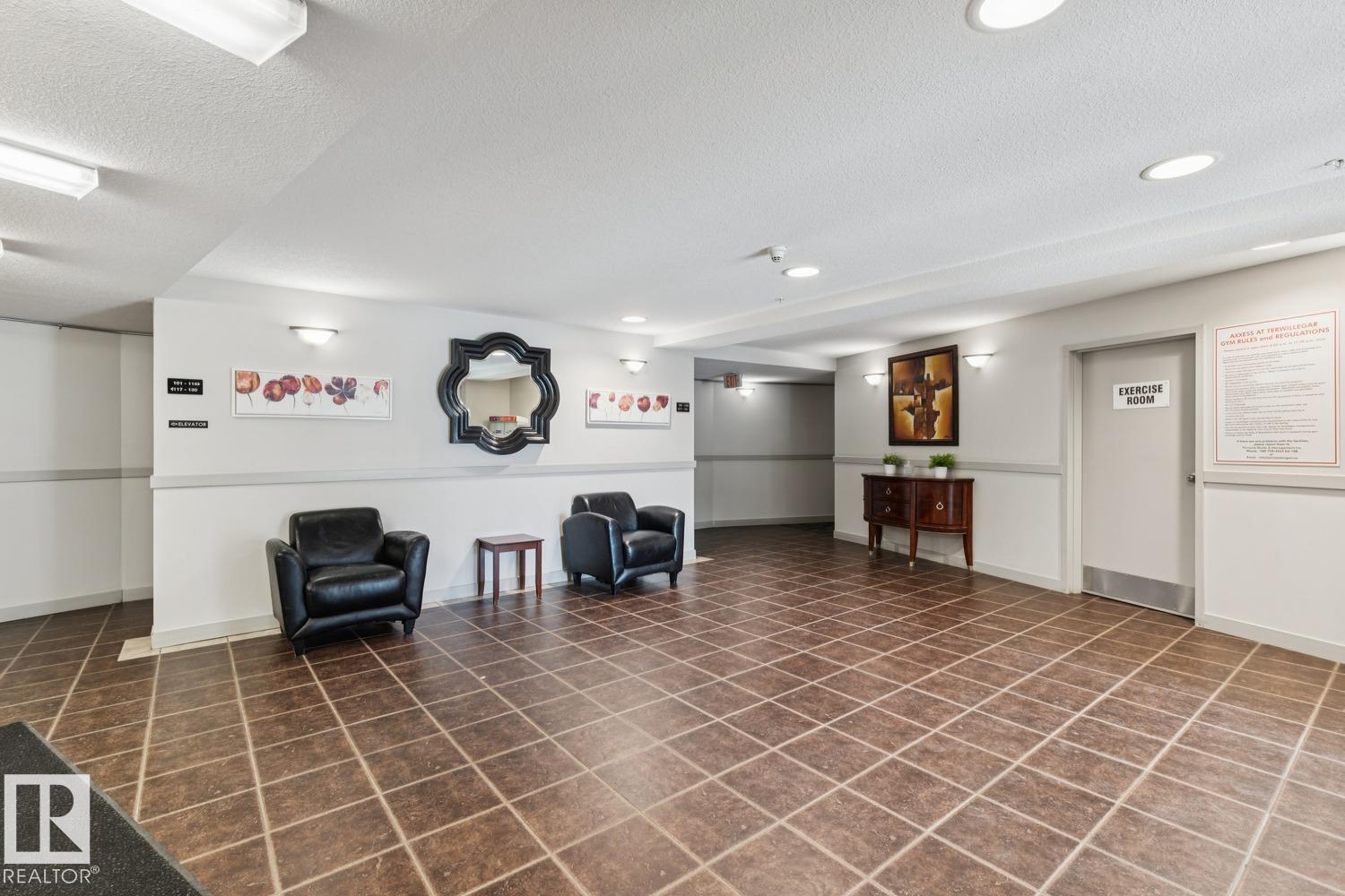 #126 920 156 ST NW NW
