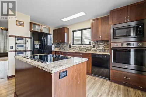 48 Millrise Close Calgary AB T2Y2G7