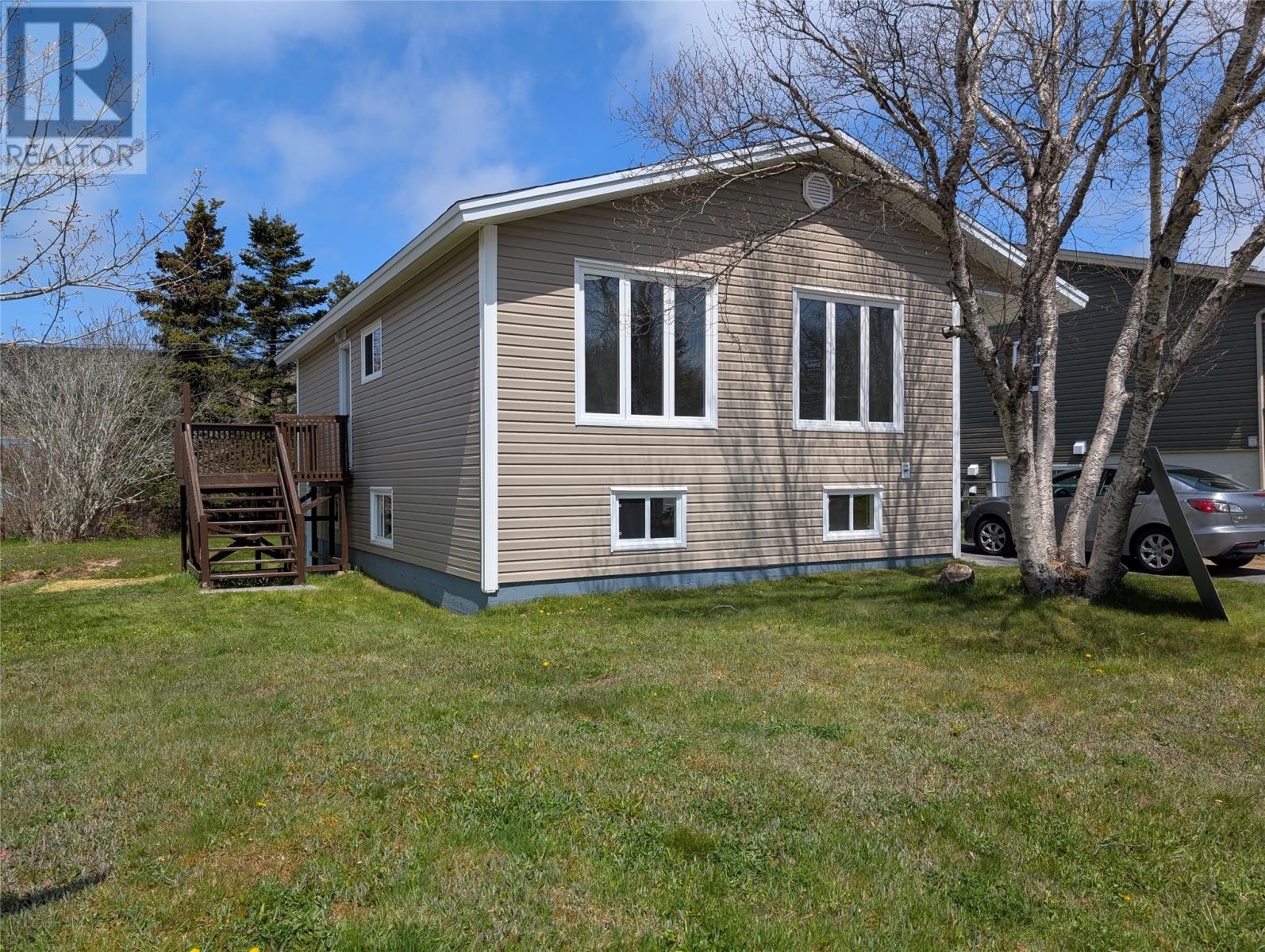 36 Pine Bud Crescent