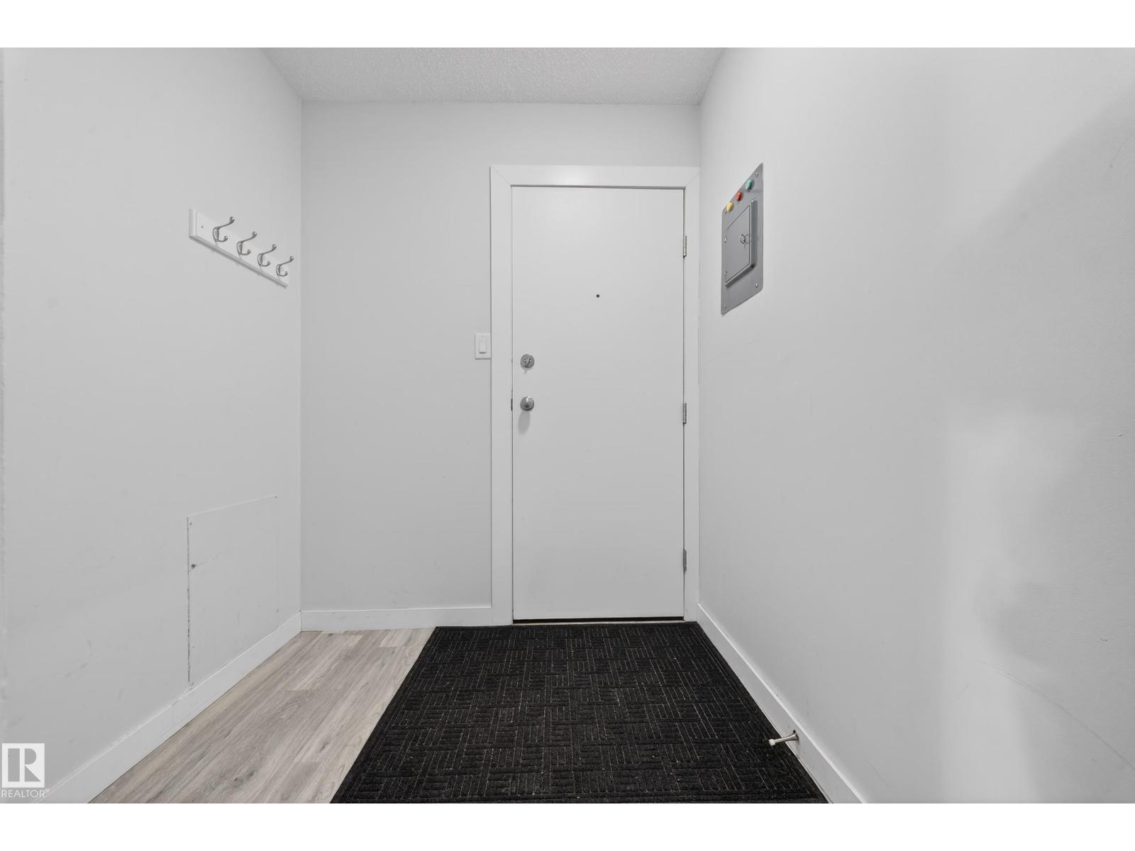 #202 10615 156 ST NW