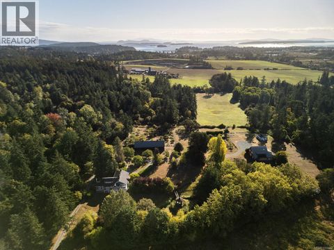 1175 Wain Rd North Saanich BC V8L5V1