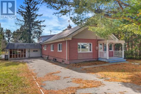 375 BLOOMFIELD MAIN STREET Prince Edward County (Bloomfield Ward) ON K0K1G0