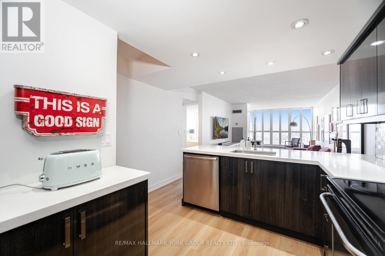 1208 - 100 OBSERVATORY LANE