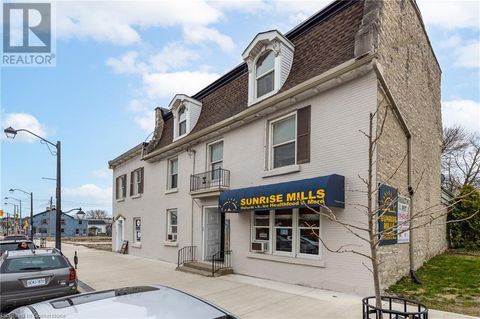 840-846 KING Street E Cambridge ON N3H3P2