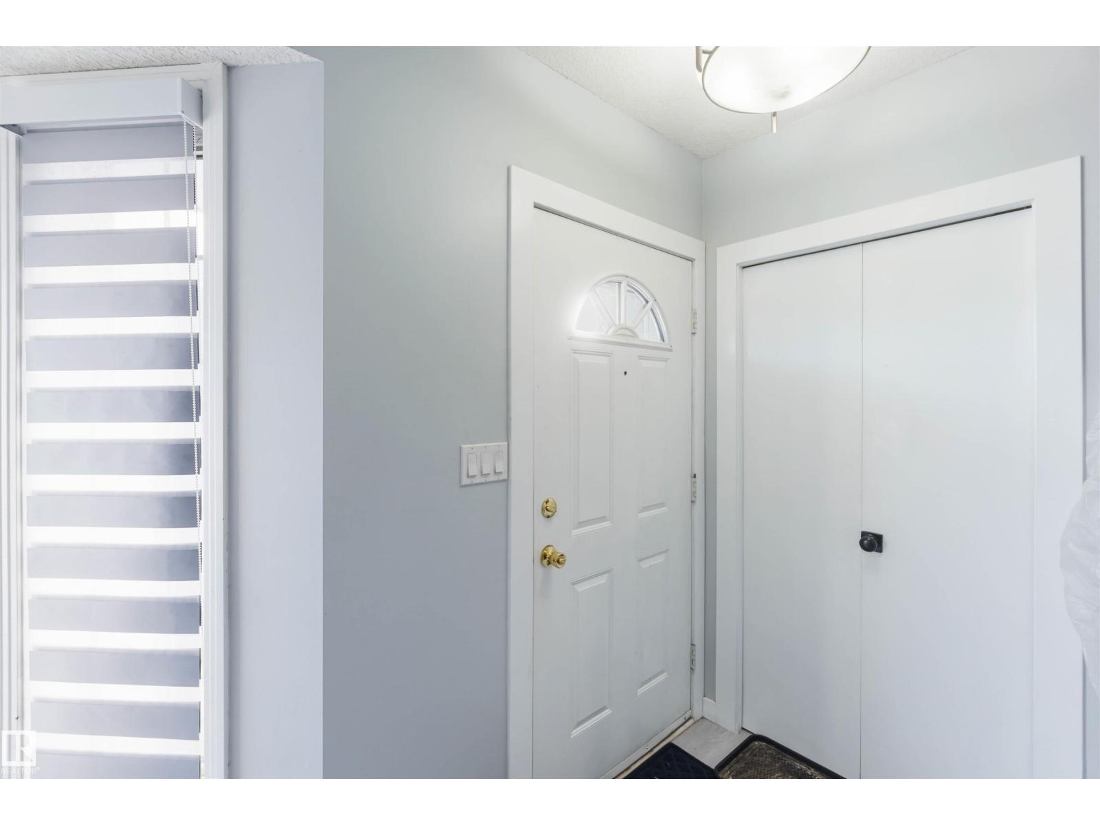 #8 15128 22 ST NW