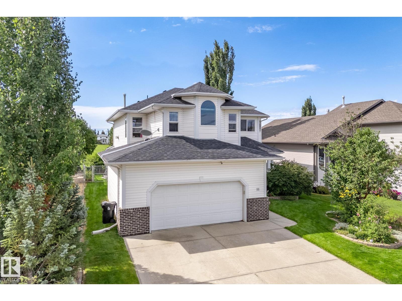 11 LINKSIDE WY