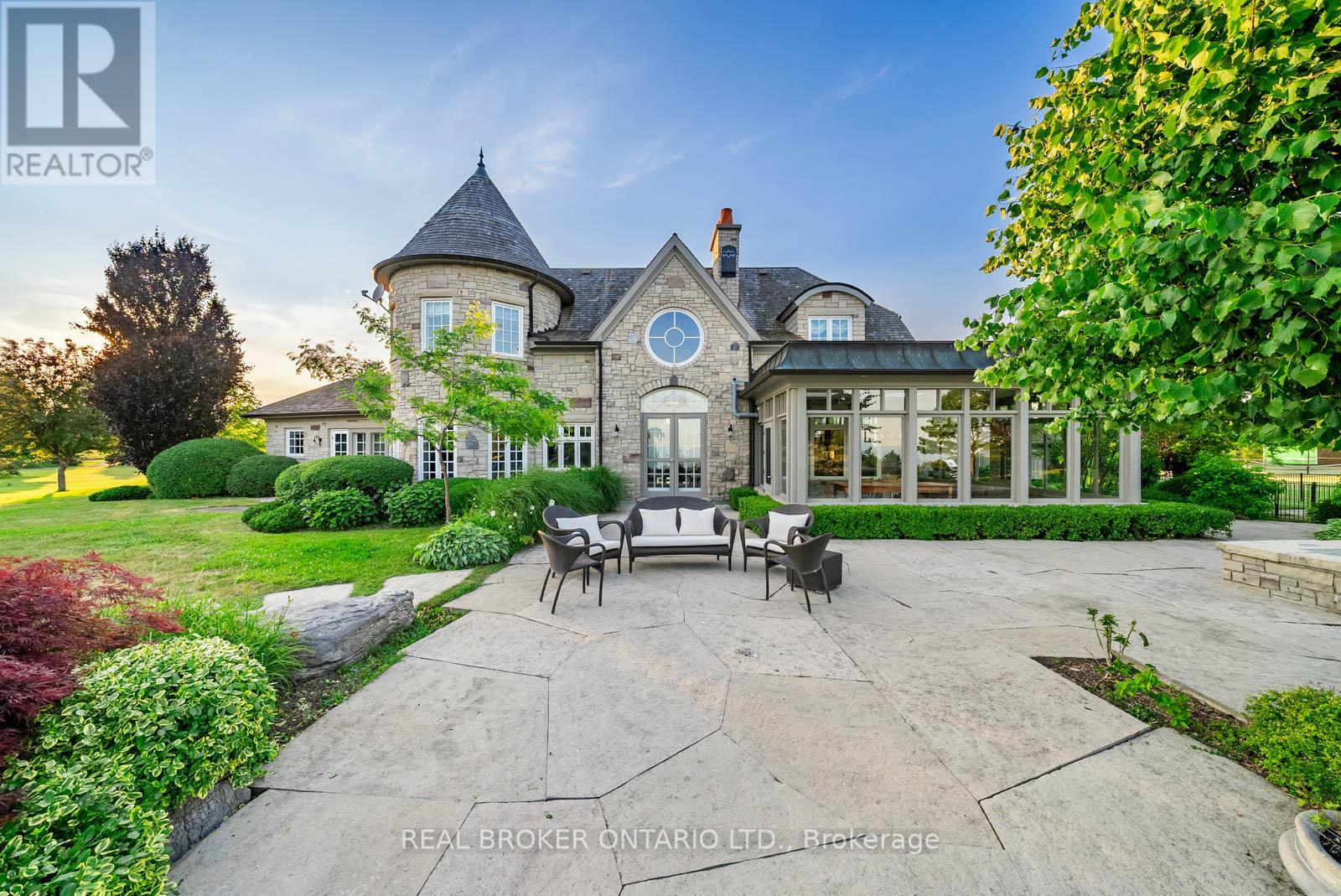 37 BELLAVISTA DRIVE