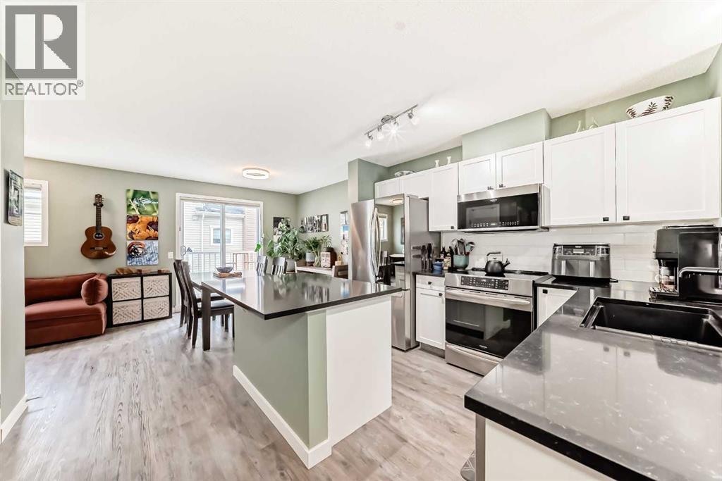 389 Elgin Gardens SE