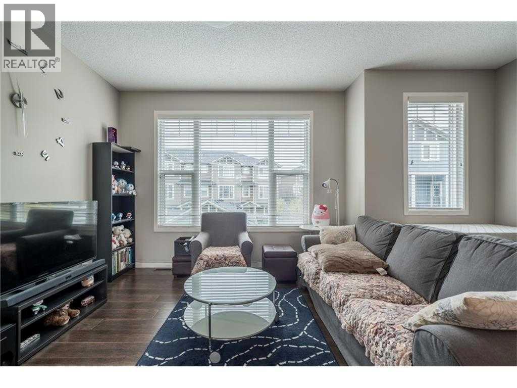 538 Panatella Walk NW