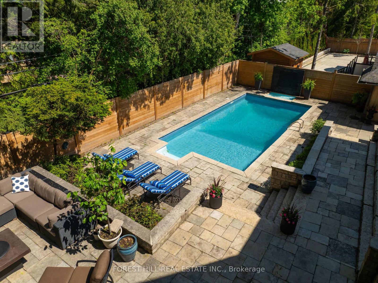 14 DENEWOOD CRESCENT