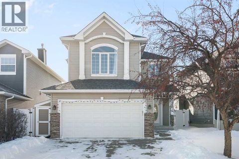 165 Harvest Park Circle NE Calgary AB T3K4V3