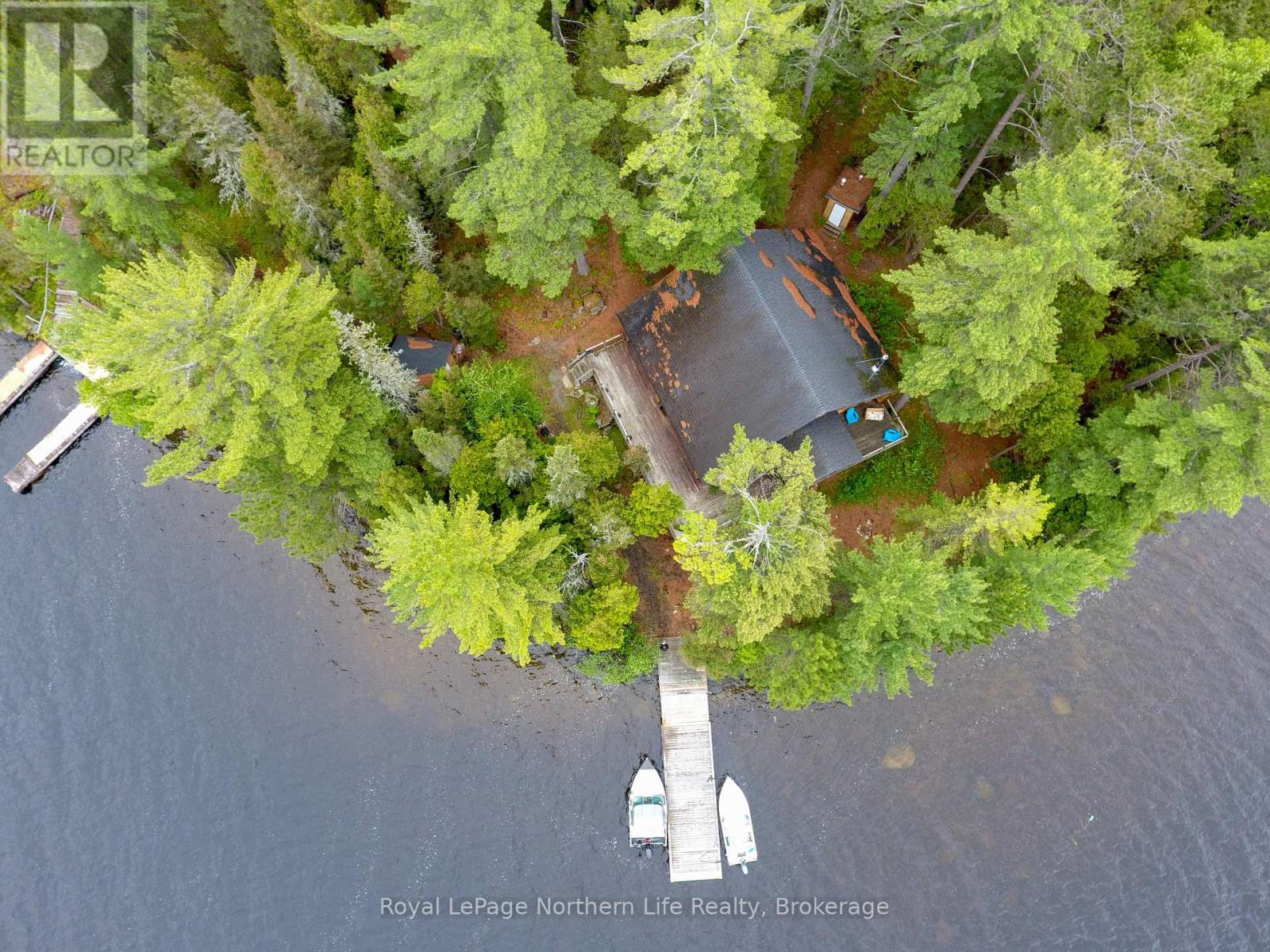 C - 28 CASSELS LAKE ISLAND