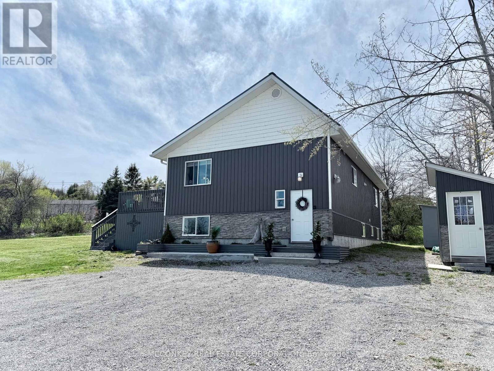 17 BAYVIEW DRIVE