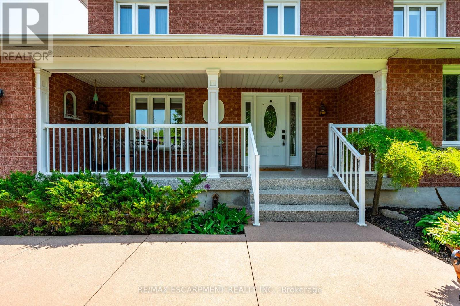 19 SAVONA CRESCENT
