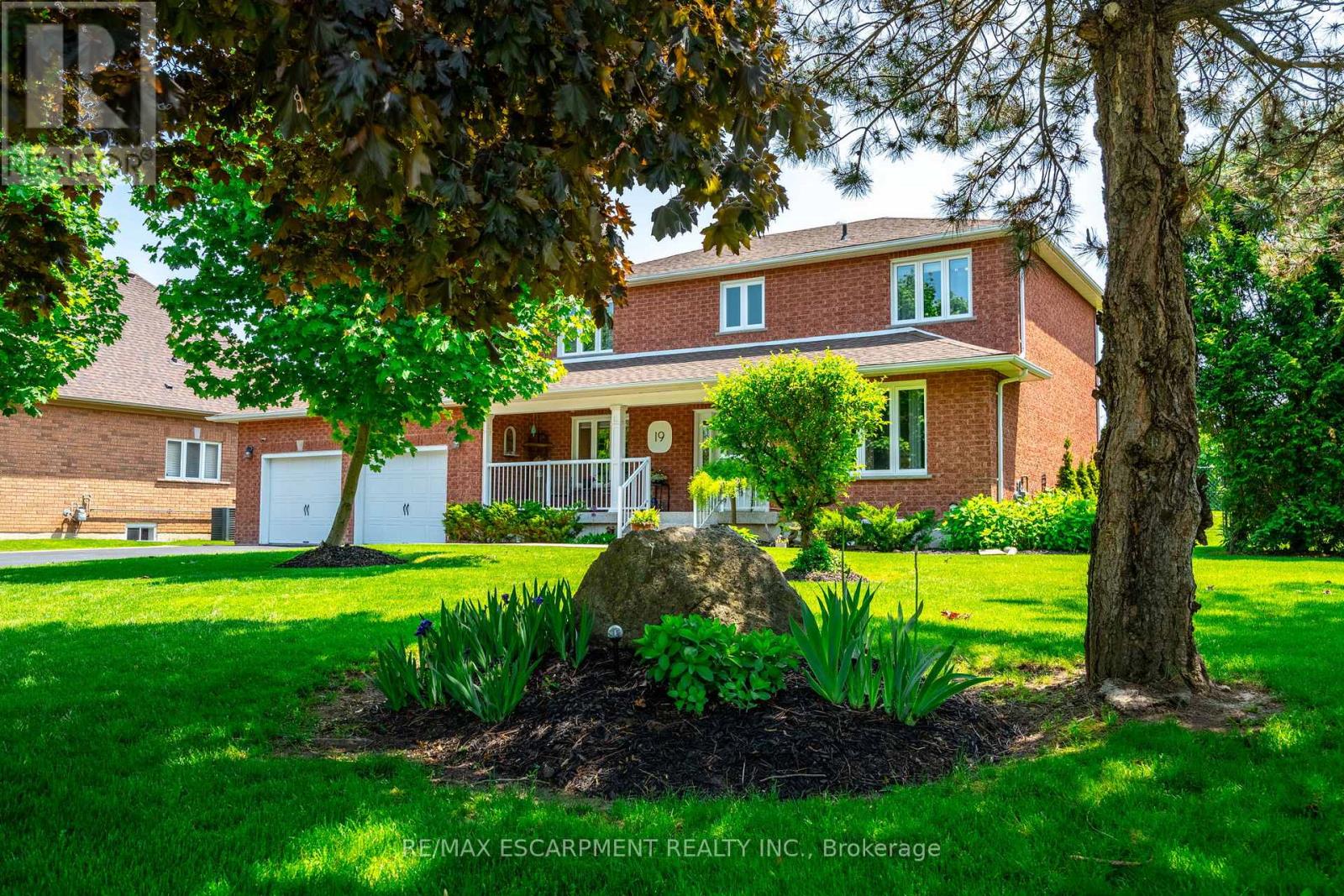 19 SAVONA CRESCENT