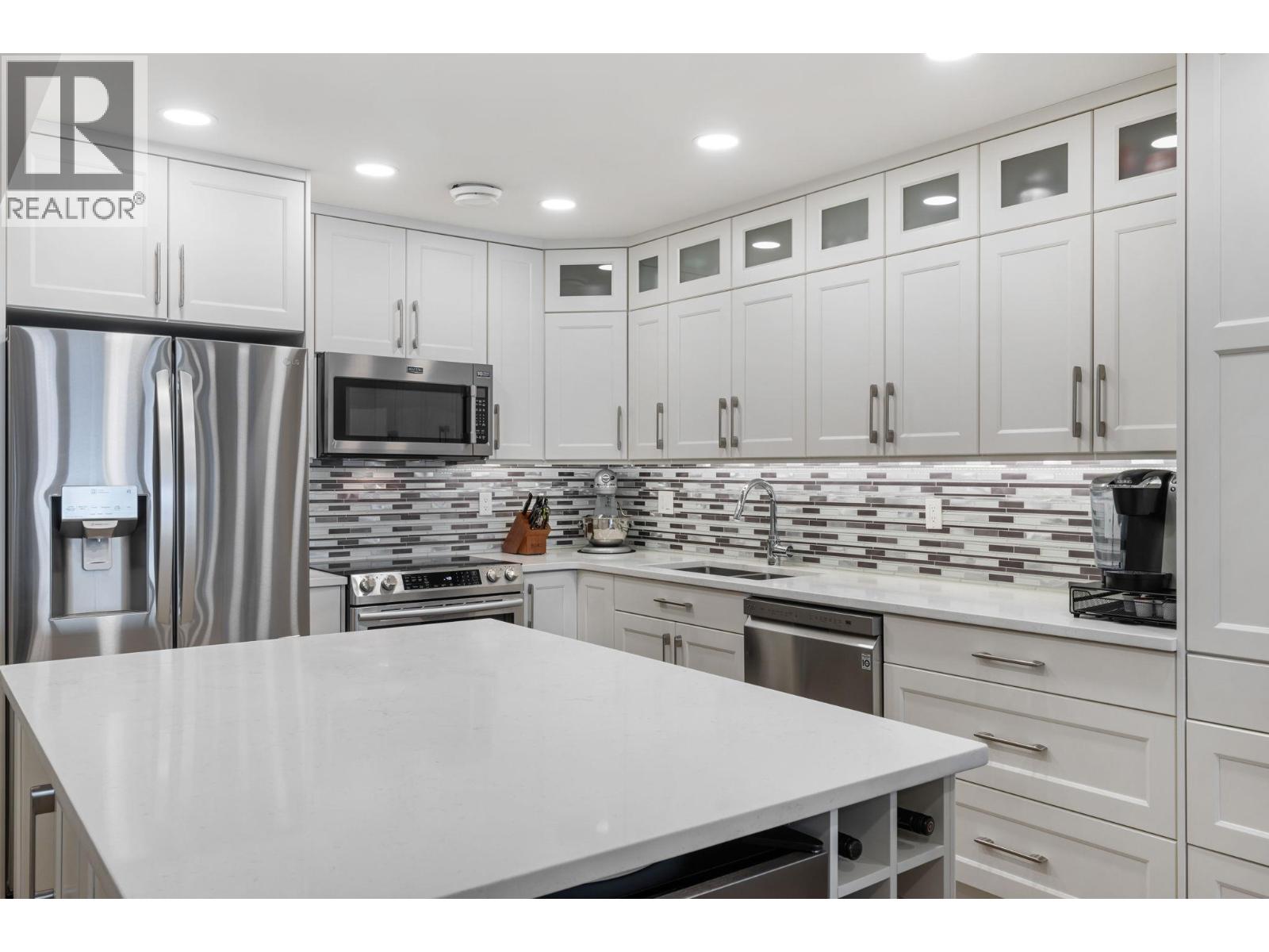 2777 Casa Loma Road Unit# 207