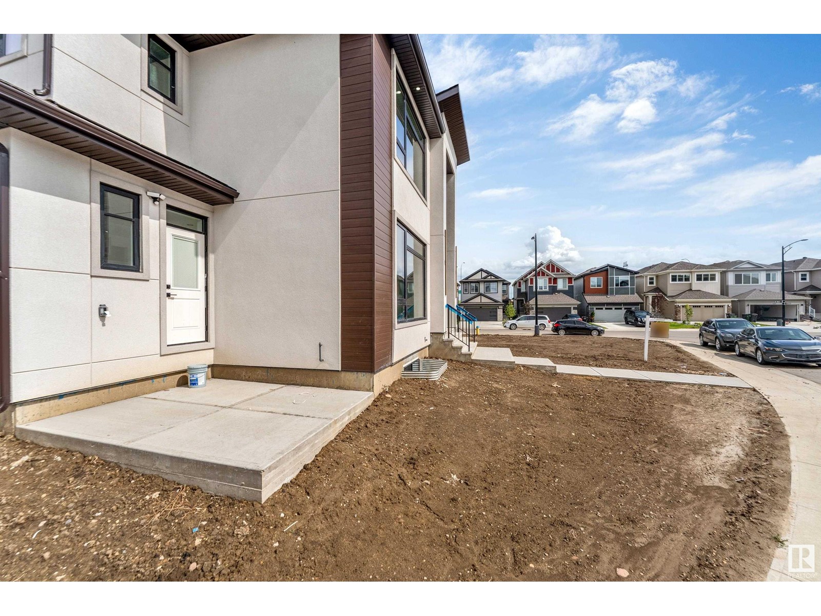 2018 13A AV NW