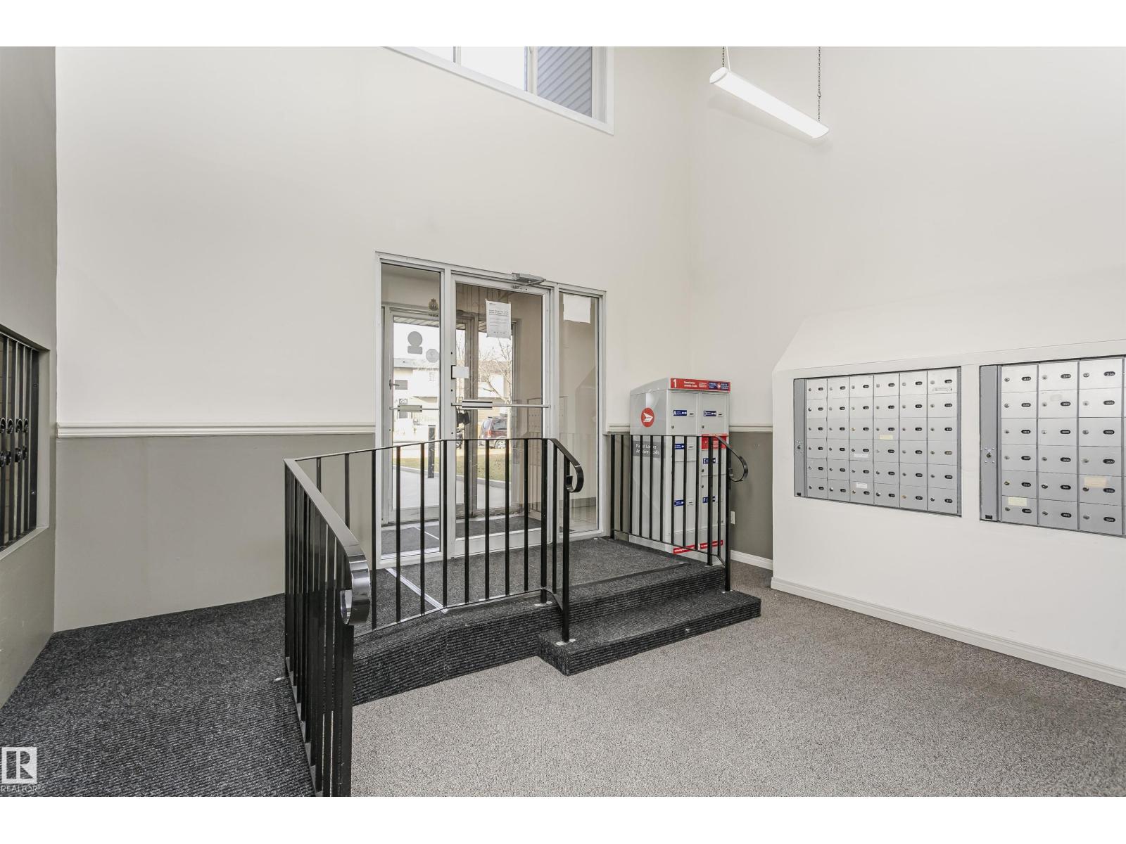 #109 15105 121 ST NW NW