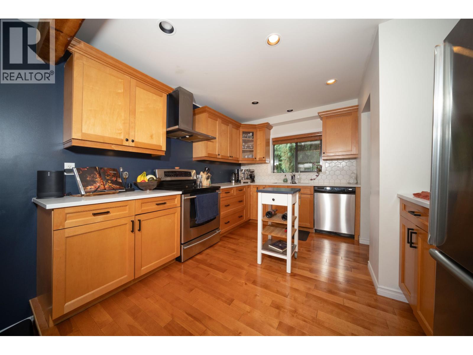 8133 CEDAR SPRINGS ROAD
