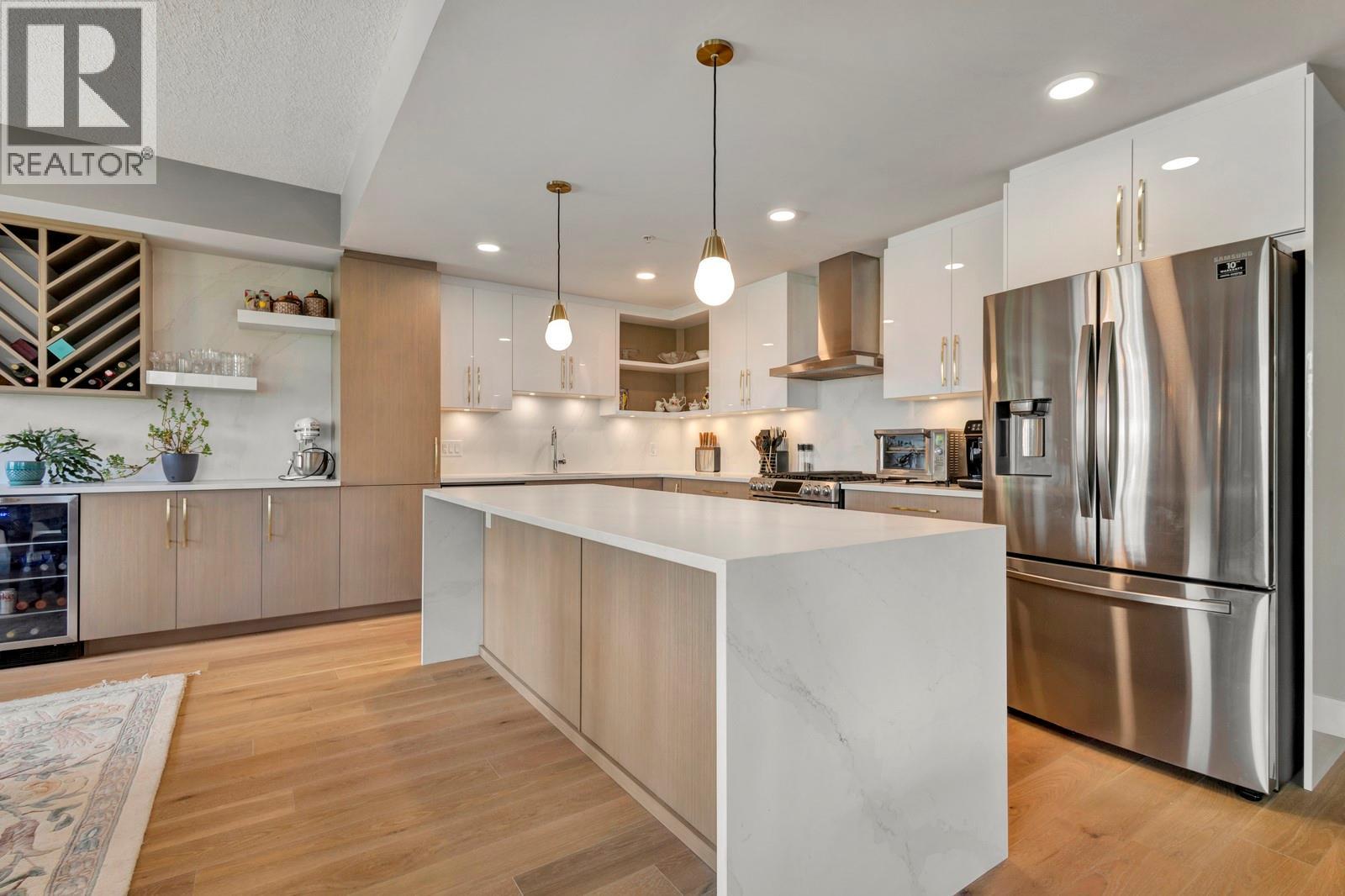 529 Truswell Road Unit# 402