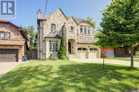 216 PARKVIEW AVENUE Toronto (Willowdale East) ON M2N3Y8