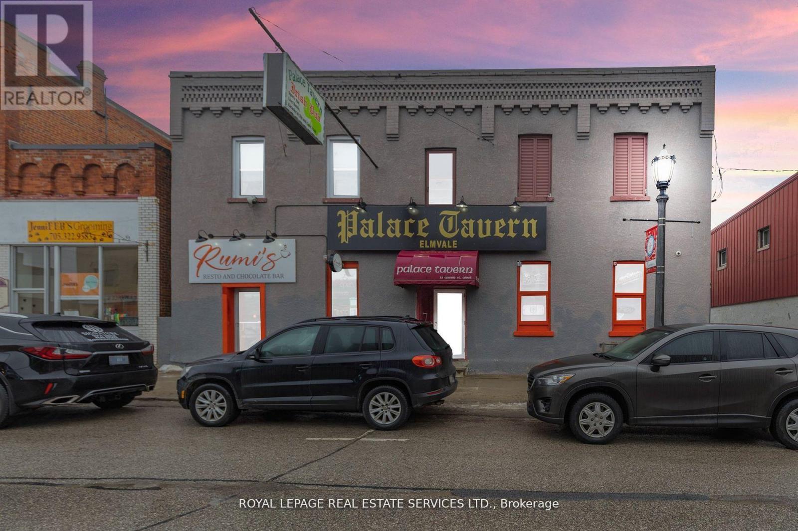 Photo 1 of 11 — 13 QUEEN STREET, Springwater (Elmvale), ON L0L1P0
