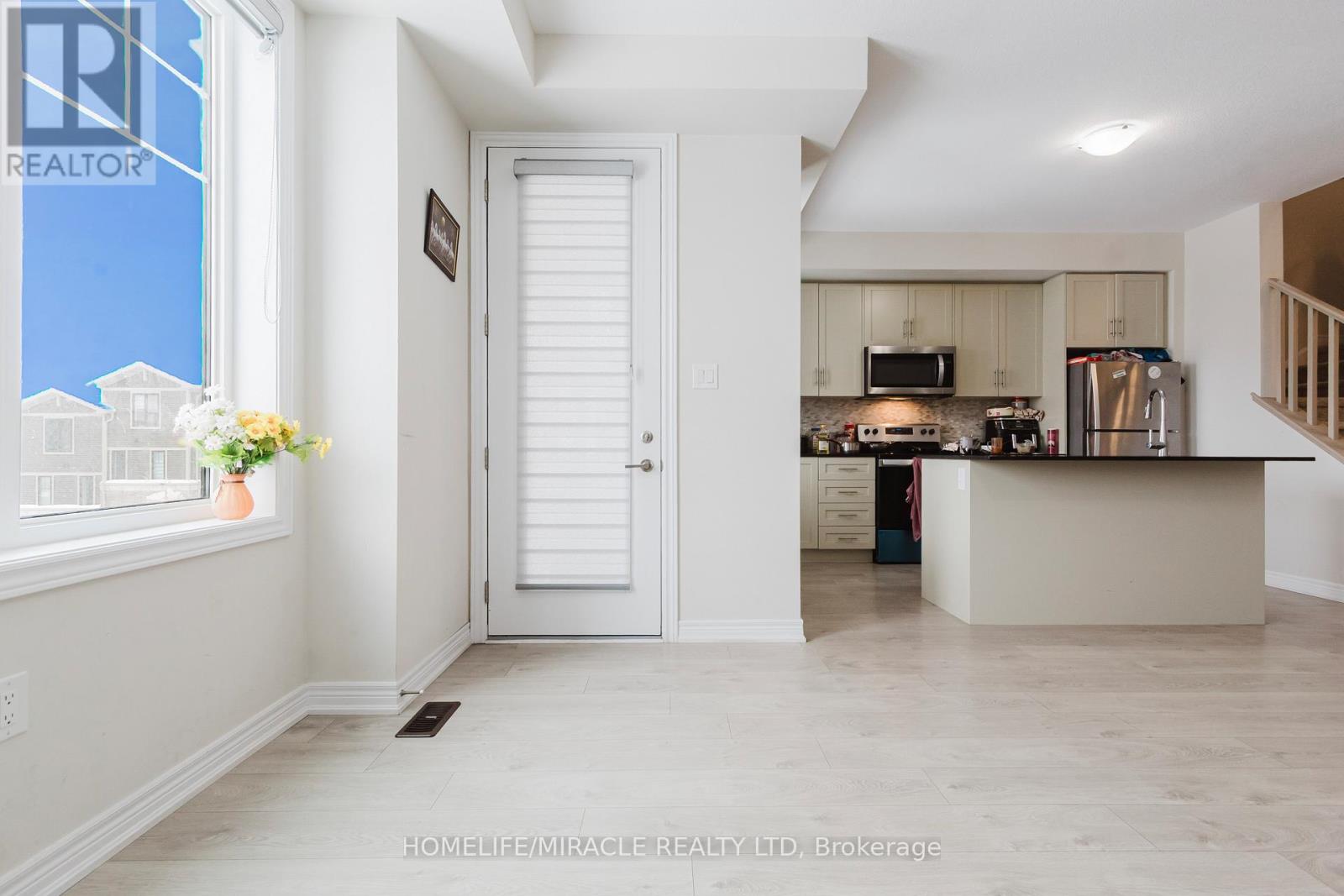 92 - 10 BIRMINGHAM DRIVE