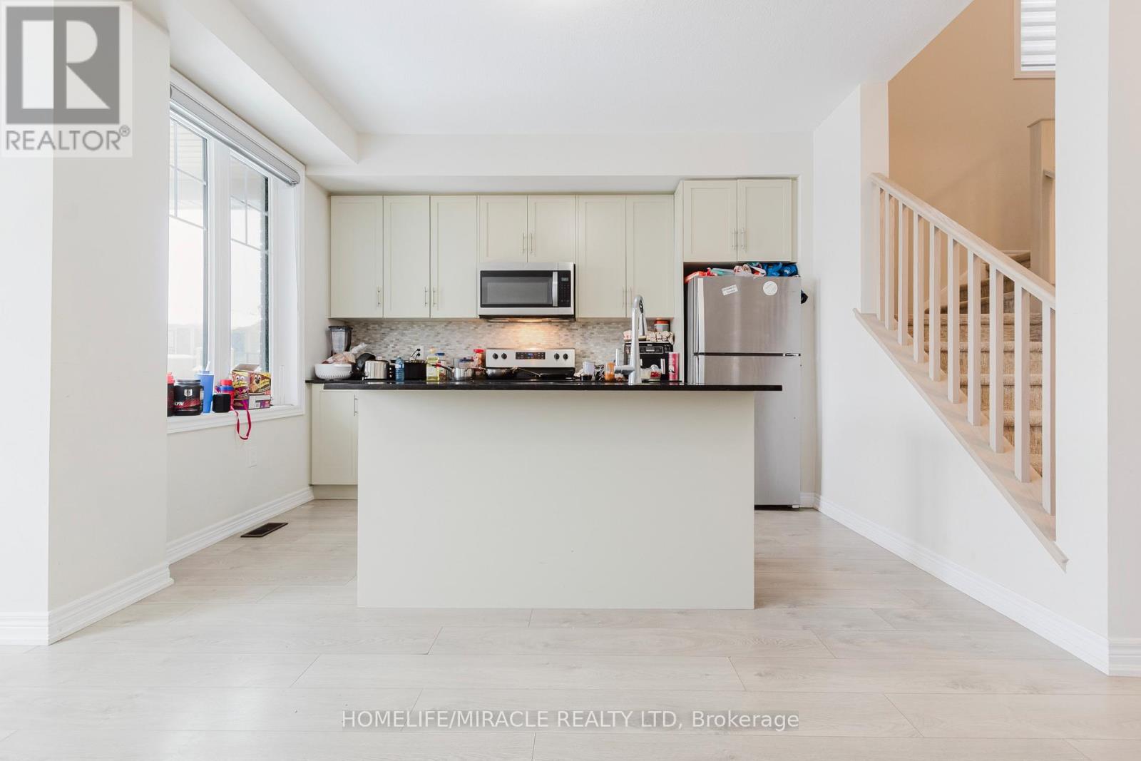 92 - 10 BIRMINGHAM DRIVE