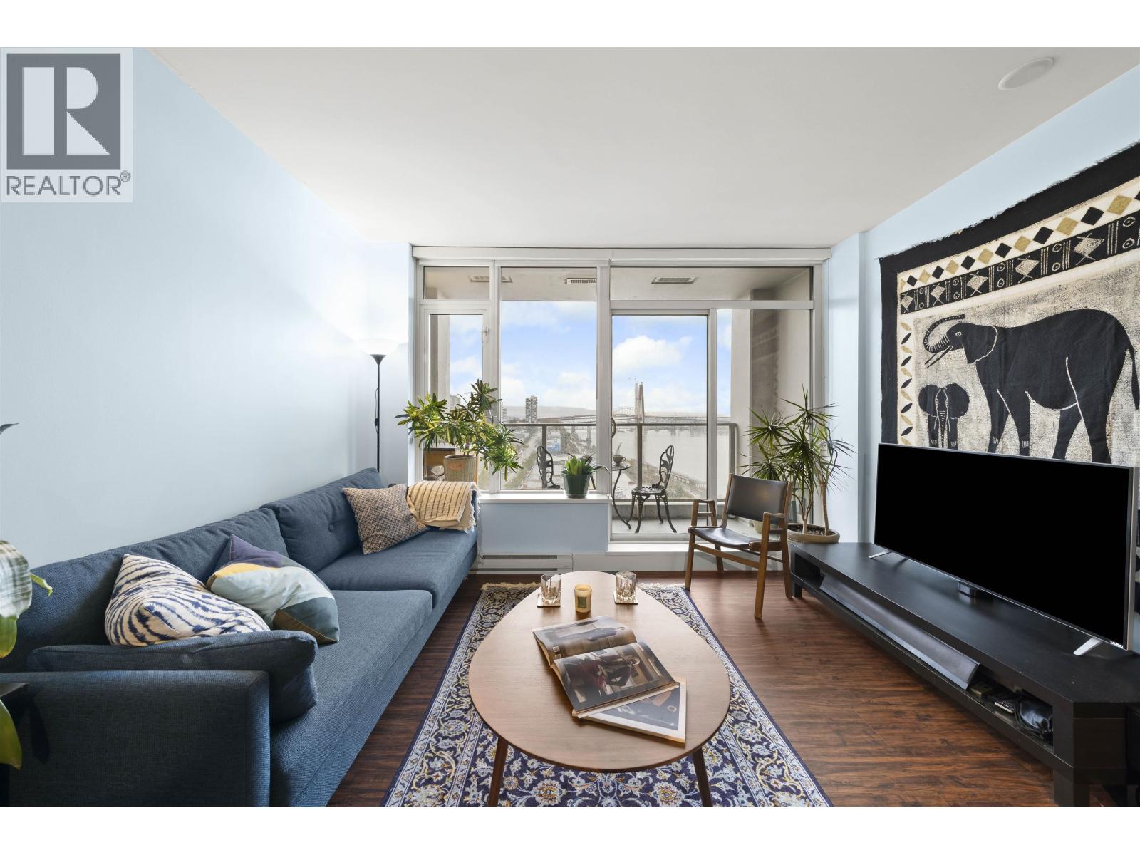 2005 668 COLUMBIA STREET