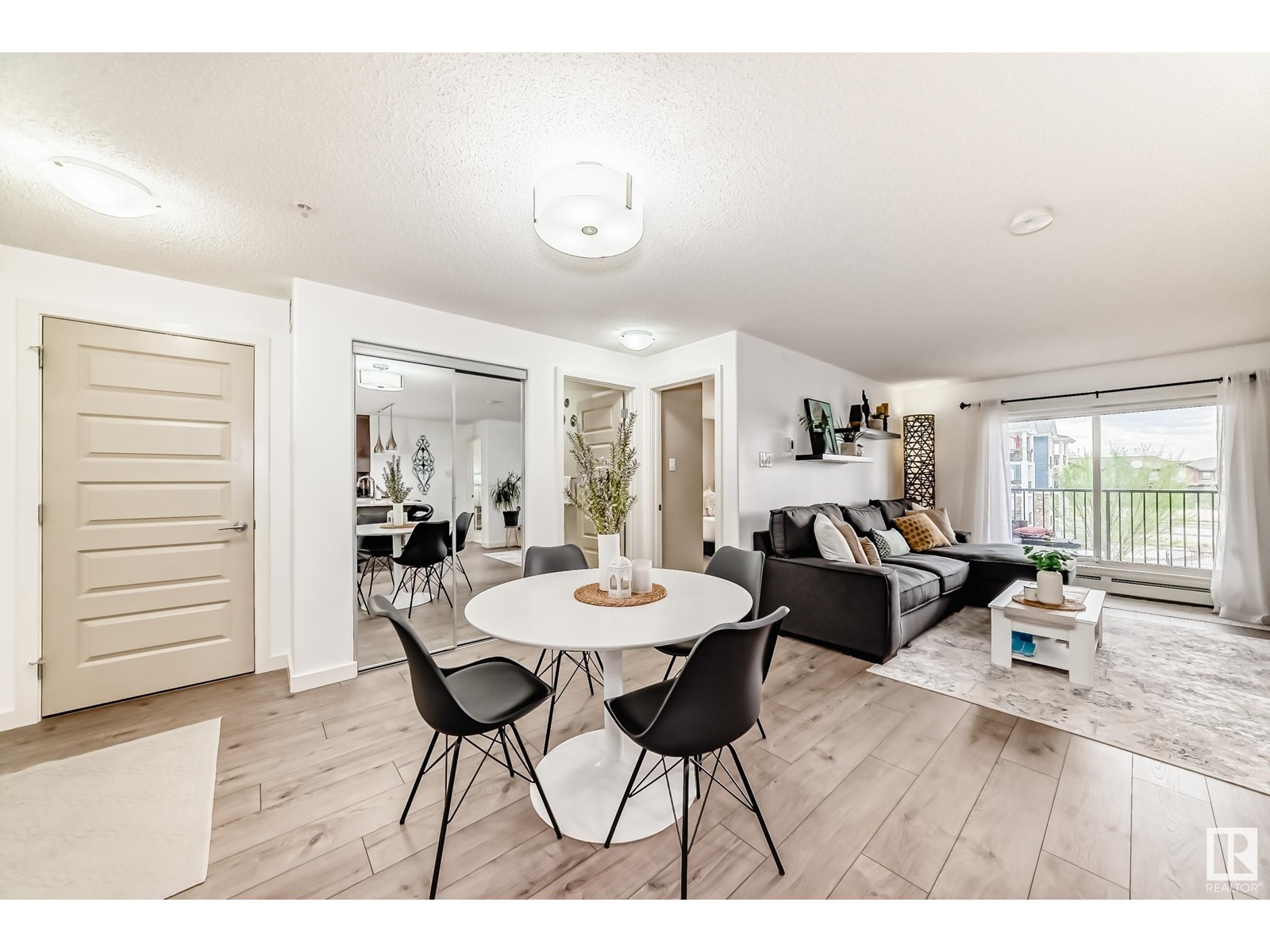 #306 4008 SAVARYN DR SW