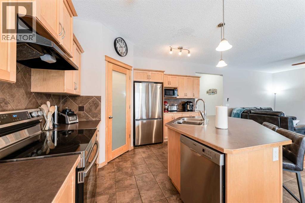 461 Boulder Creek Way SE