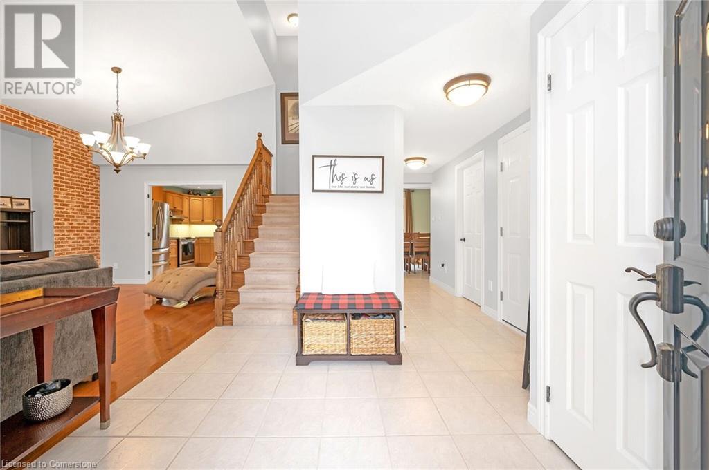 5 DUNROBIN Drive