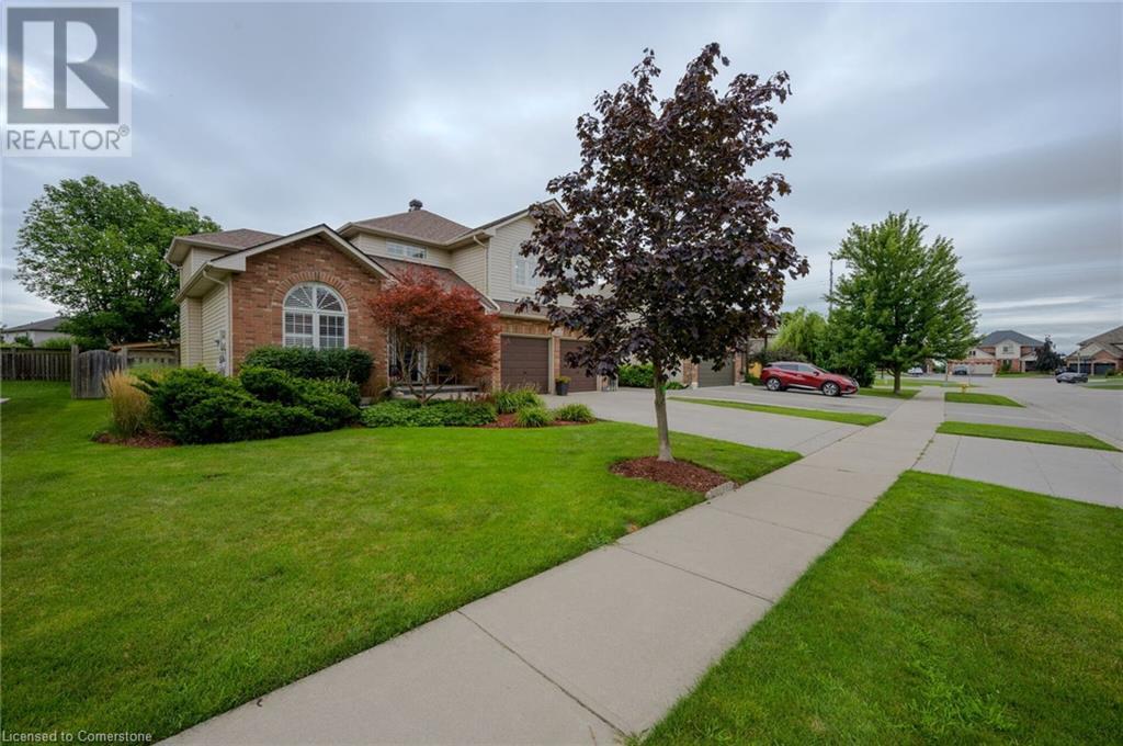 5 DUNROBIN Drive