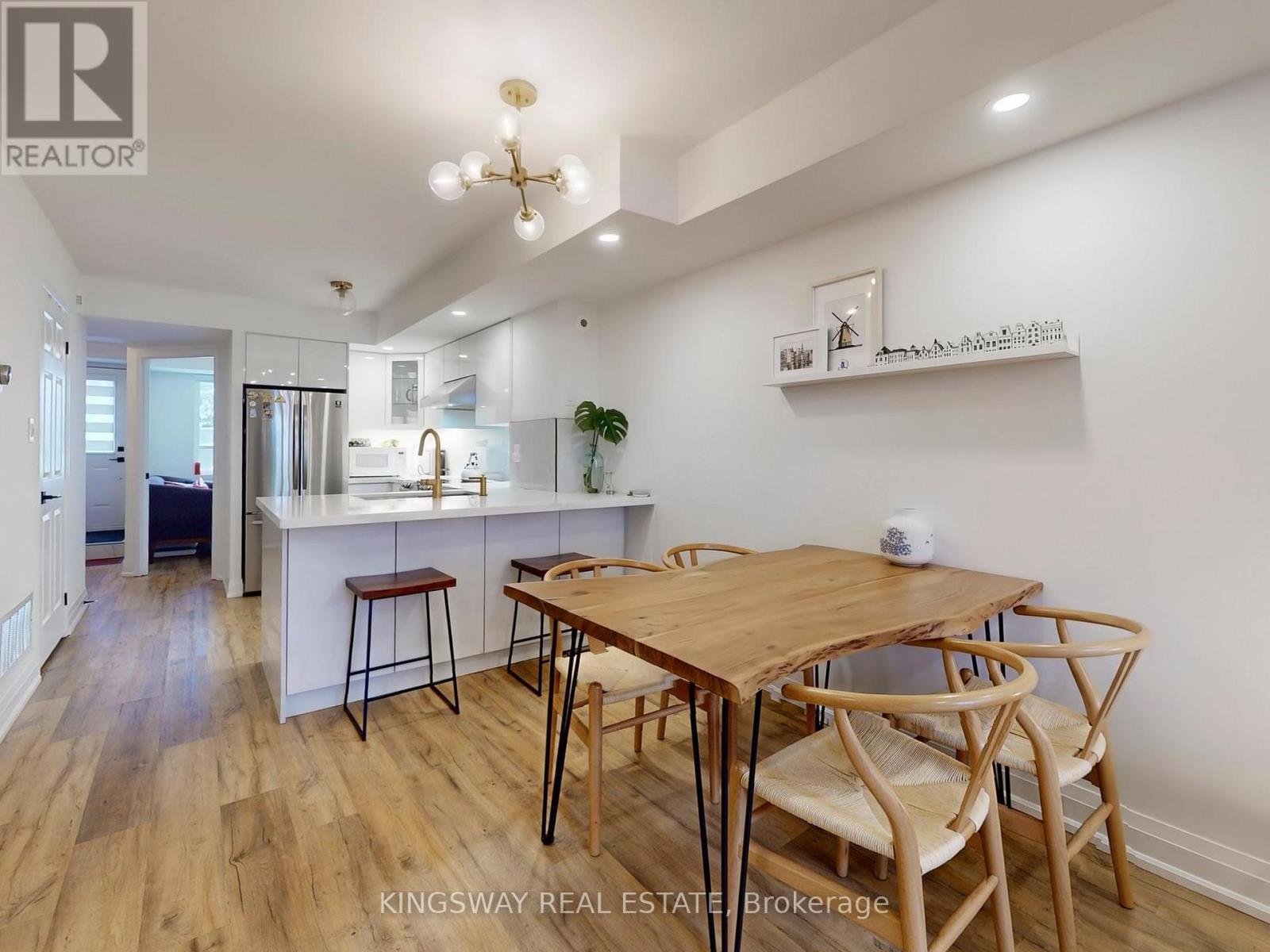 163 - 351 WALLACE AVENUE