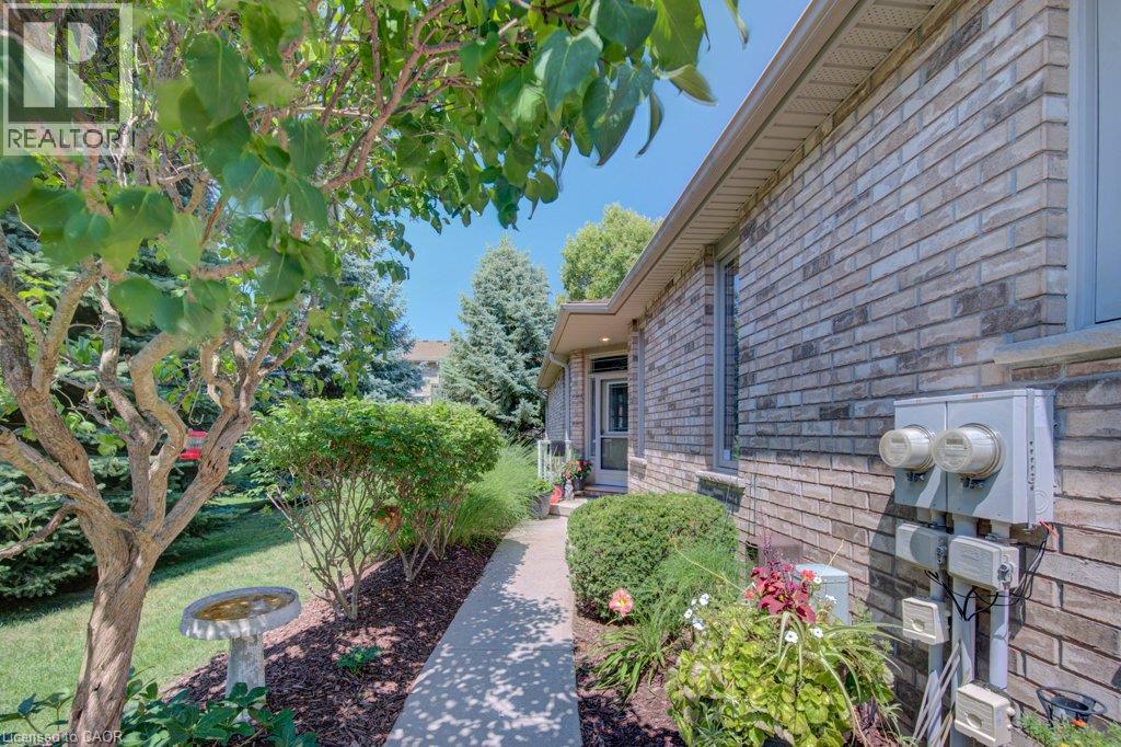 20 ISHERWOOD Avenue Unit# 29