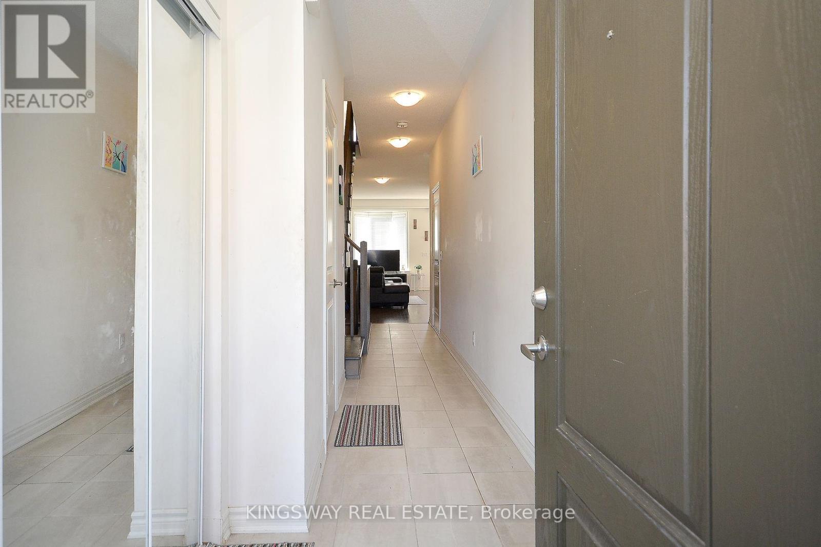 70 - 50 EDINBURGH DRIVE