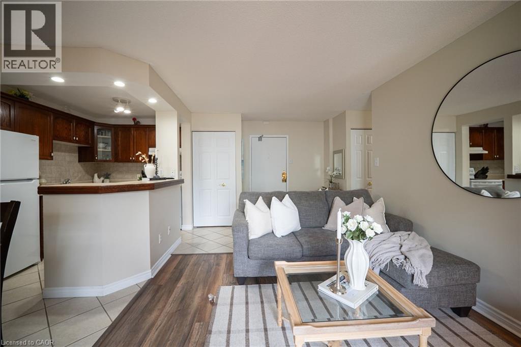 648 GREY Street Unit# 203