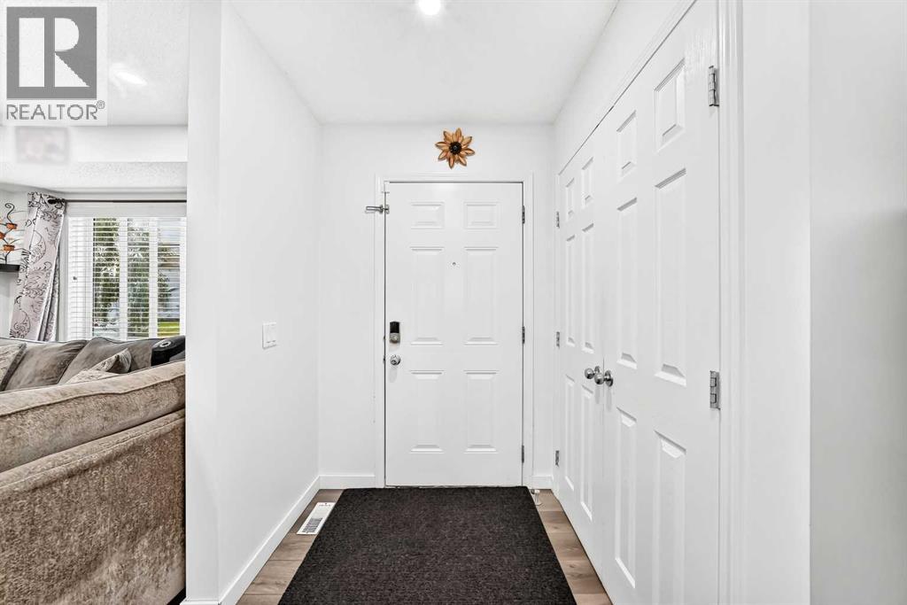 24 Taralake Road NE