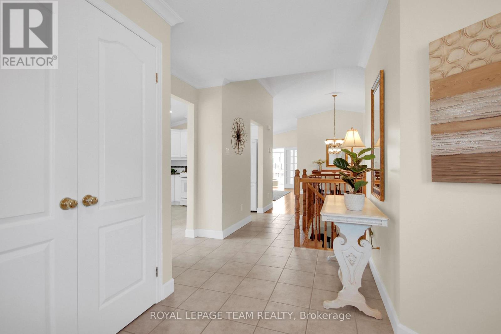 83 WATERTHRUSH CRESCENT