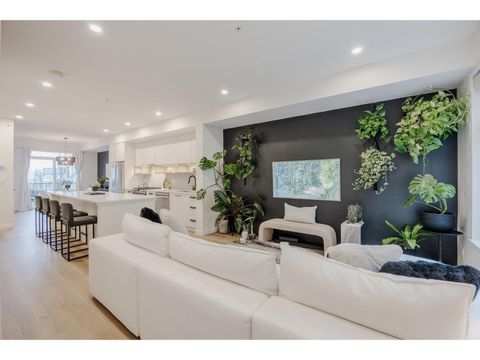 10 33929 BARKER COURT Mission BC V2V0K2