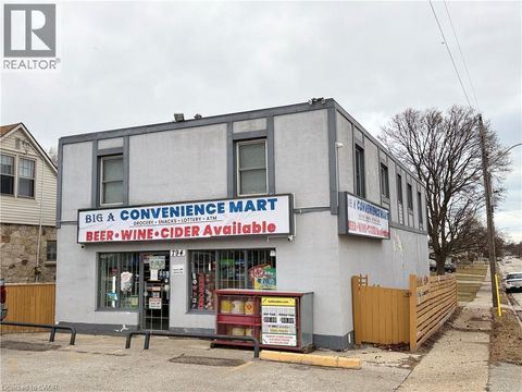 794 LONDON Road Sarnia ON N7T4Y1
