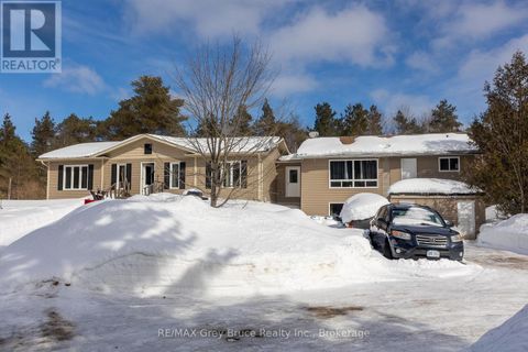 260 SPRING CREEK ROAD South Bruce Peninsula ON N0H1P0