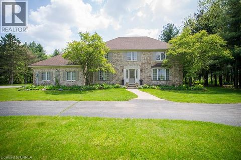 92 HIGHLAND Drive Brantford ON N3T5L7