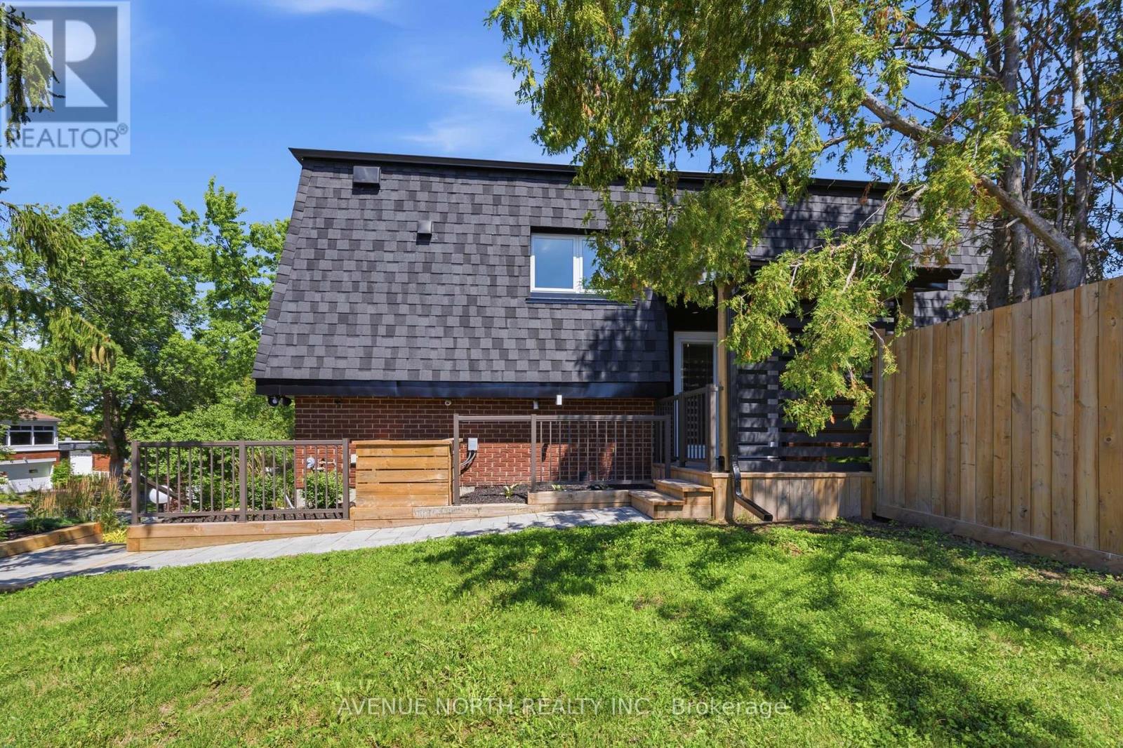 2 OBERON STREET
