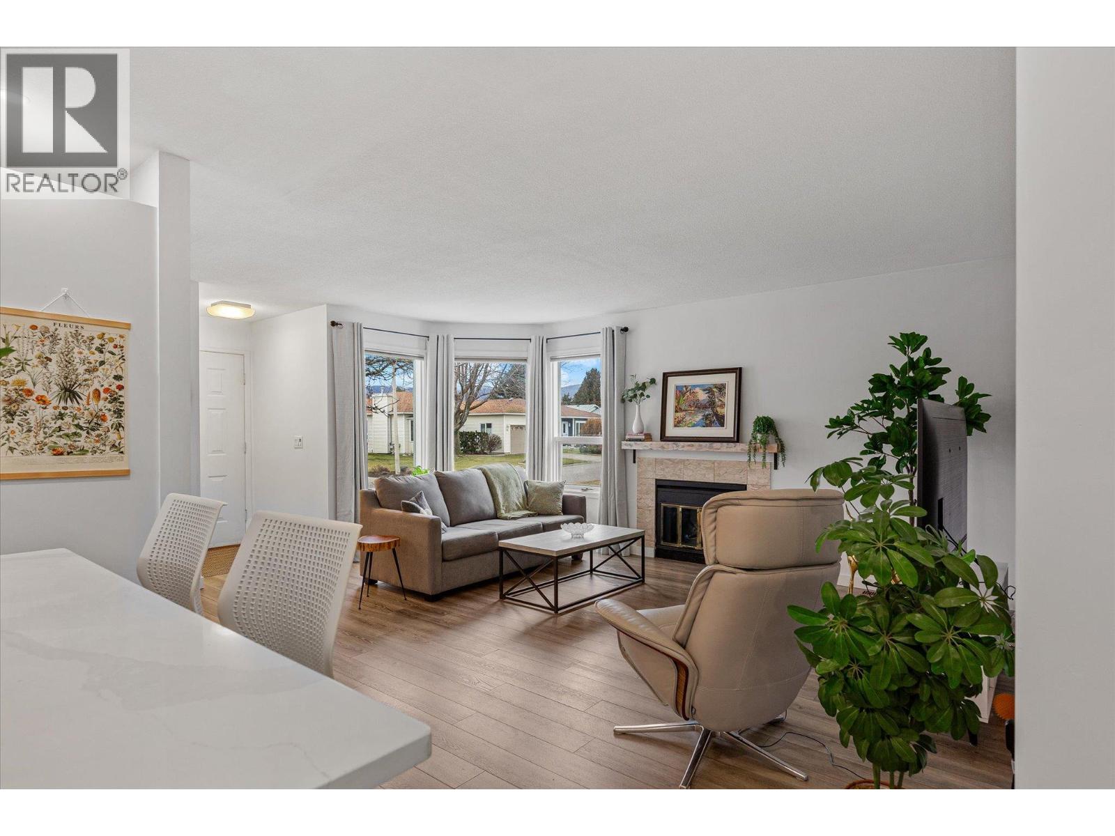 1255 Raymer Avenue Unit# 120