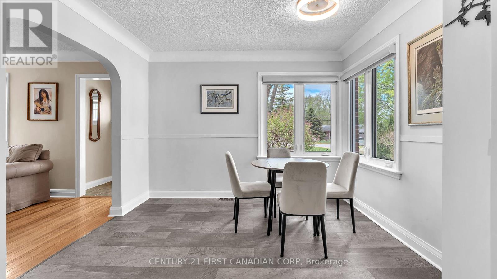 47 CRESCENT AVENUE